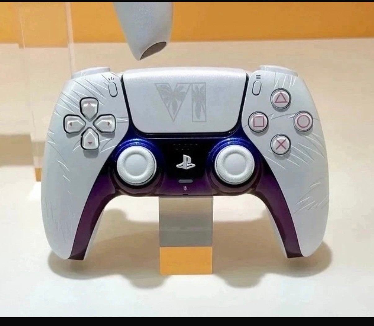 GTA 6 PS5 Controller – Gloednieuw, Ophalen of Verzenden, Zo goed als nieuw