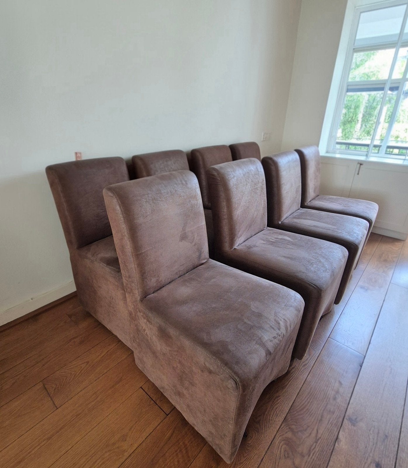 Set van 8 bruine eetkamerstoelen - Gebruikt, Huis en Inrichting, Ophalen, Gebruikt, Bruin, Stof