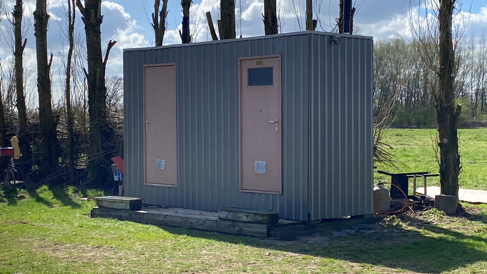 Dubbele prive sanitair, Ophalen, Zo goed als nieuw