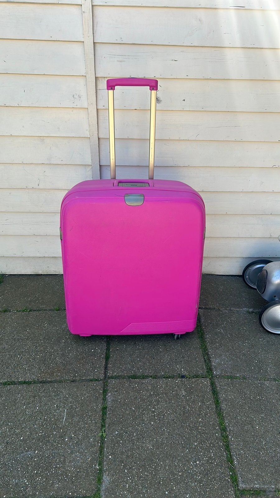 Grote koffer roze wieltjes cijferslot inc sleutel, Hard kunststof, Zo goed als nieuw, 70 cm of meer, Wieltjes