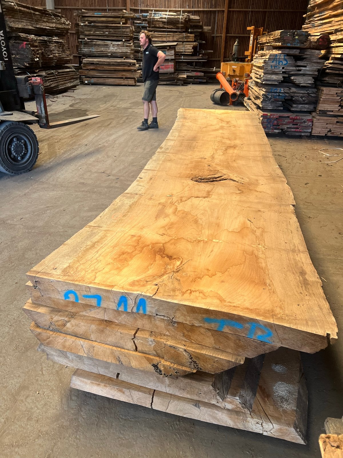 Boomstamtafel,boomstam plank,boomstam salontafel, boomstam, Duurzaam, 2563NS, Ophalen of Verzenden, 200 cm of meer