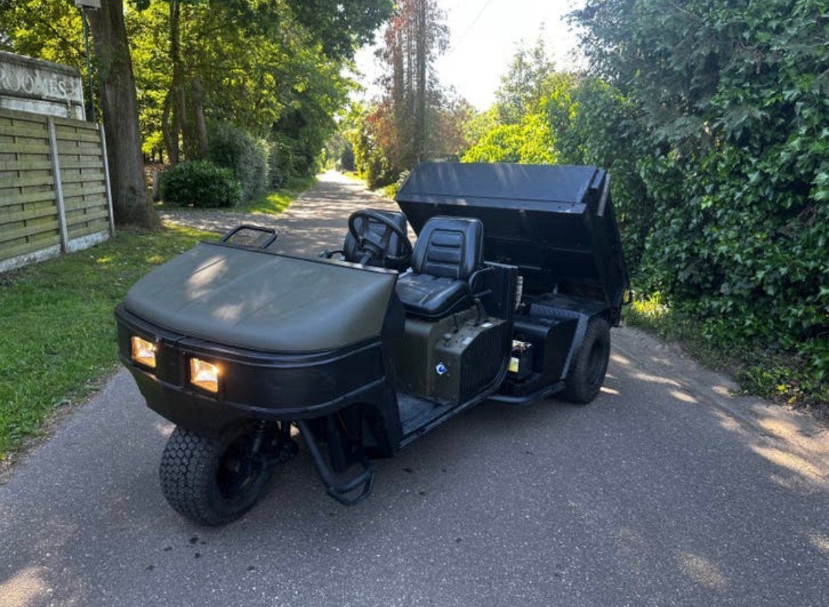 Terreinwagen met hydraulische kiepbak en aftakas quad, Ophalen