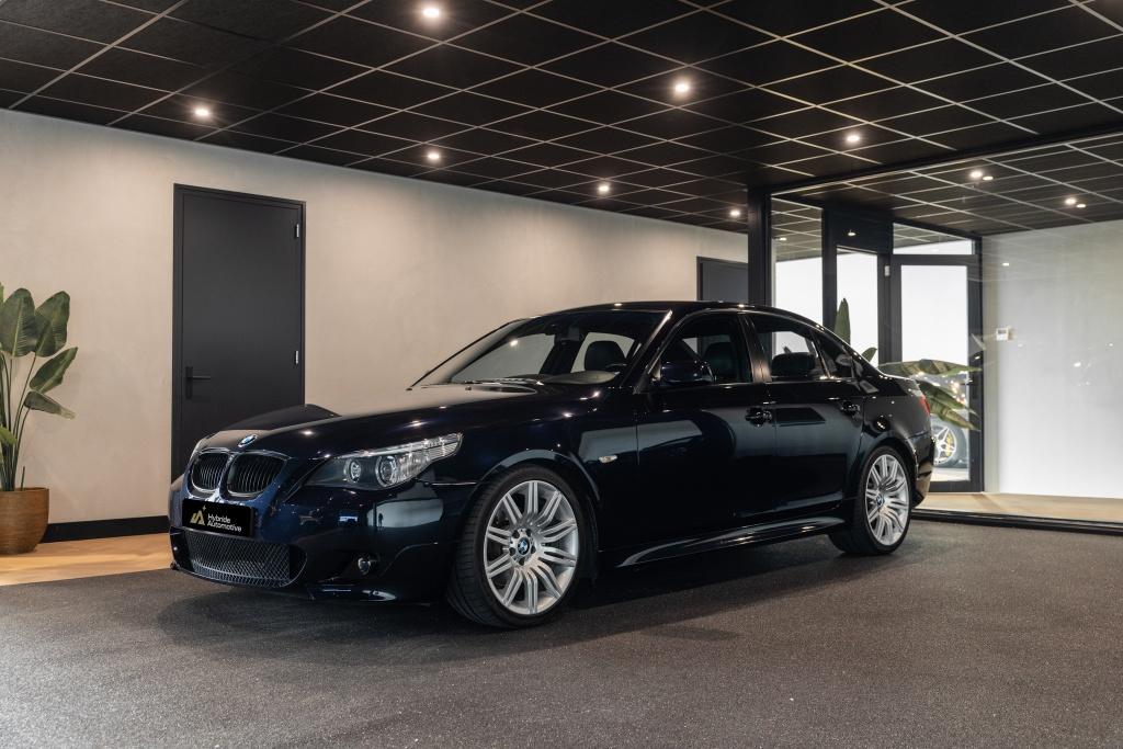 BMW 5 Serie 525i Business Line (bj 2005, automaat), Auto's, 12 maanden, Gebruikt, Zwart, 2497 cc