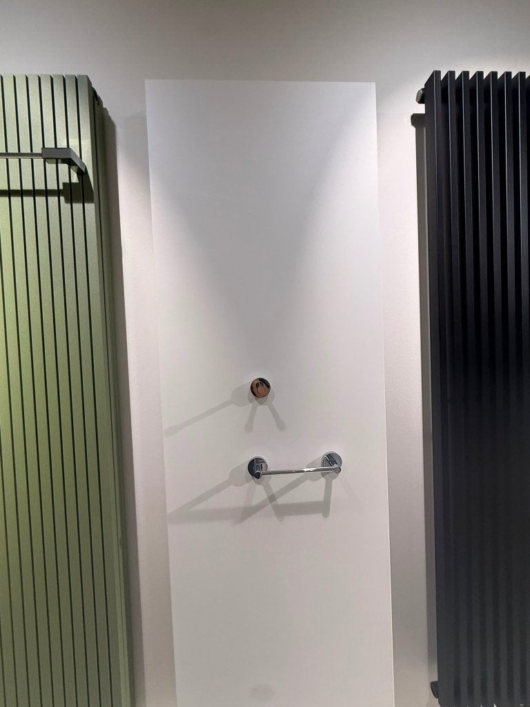 Vasco Designradiator Wit 62x182cm incl. Handdoekbeugel, Doe-het-zelf en Verbouw, Verwarming en Radiatoren, Ophalen, Minder dan 60 cm