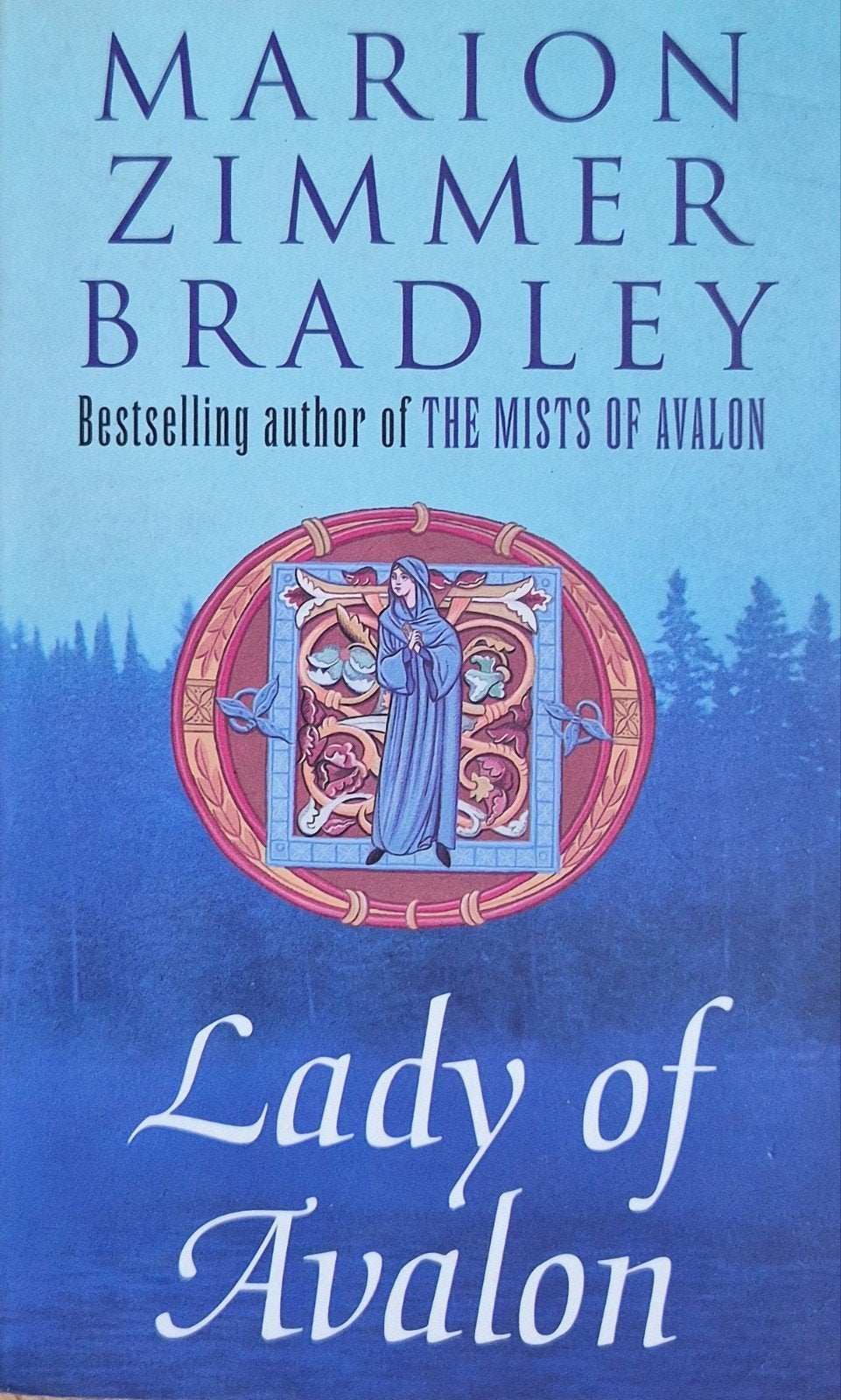 Lady of Avalon - Marion Zimmer Bradley, Ophalen of Verzenden, Gelezen, Marion Zimmer Bradley, Europa overig