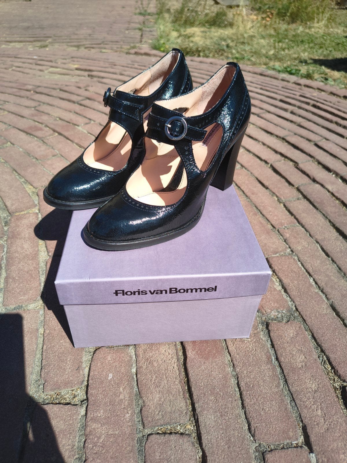 Floris van Bommel pumps met hak - Zo goed als nieuw, Pumps, Zwart, Floris van Bommel, Ophalen of Verzenden