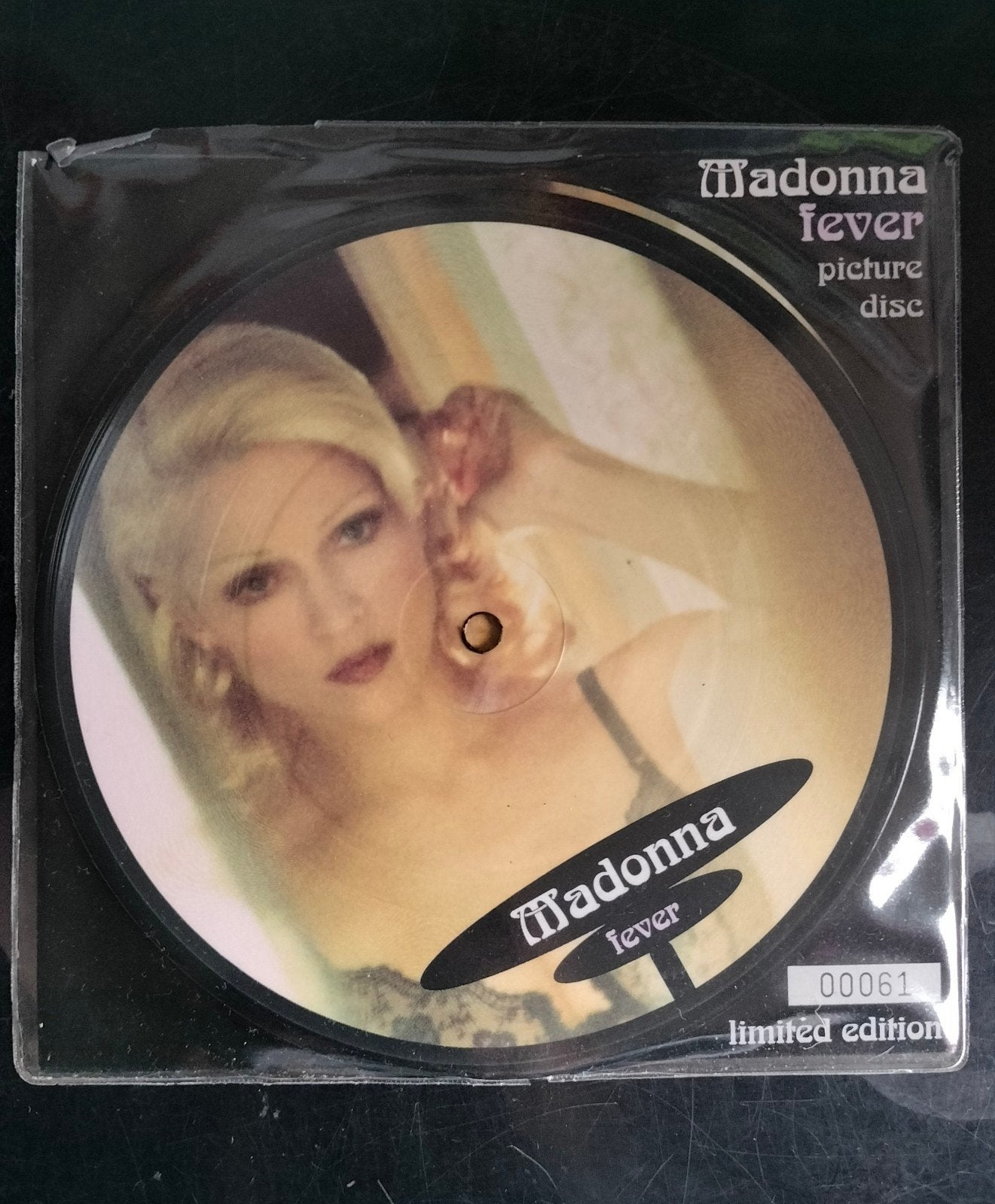 Madonna - Fever (Limited Edition Picture Disc CD), Ophalen of Verzenden, Zo goed als nieuw, Pop, Import