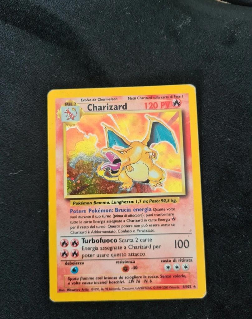 Charizard - Pokemonkaart uit 1999, Ophalen of Verzenden