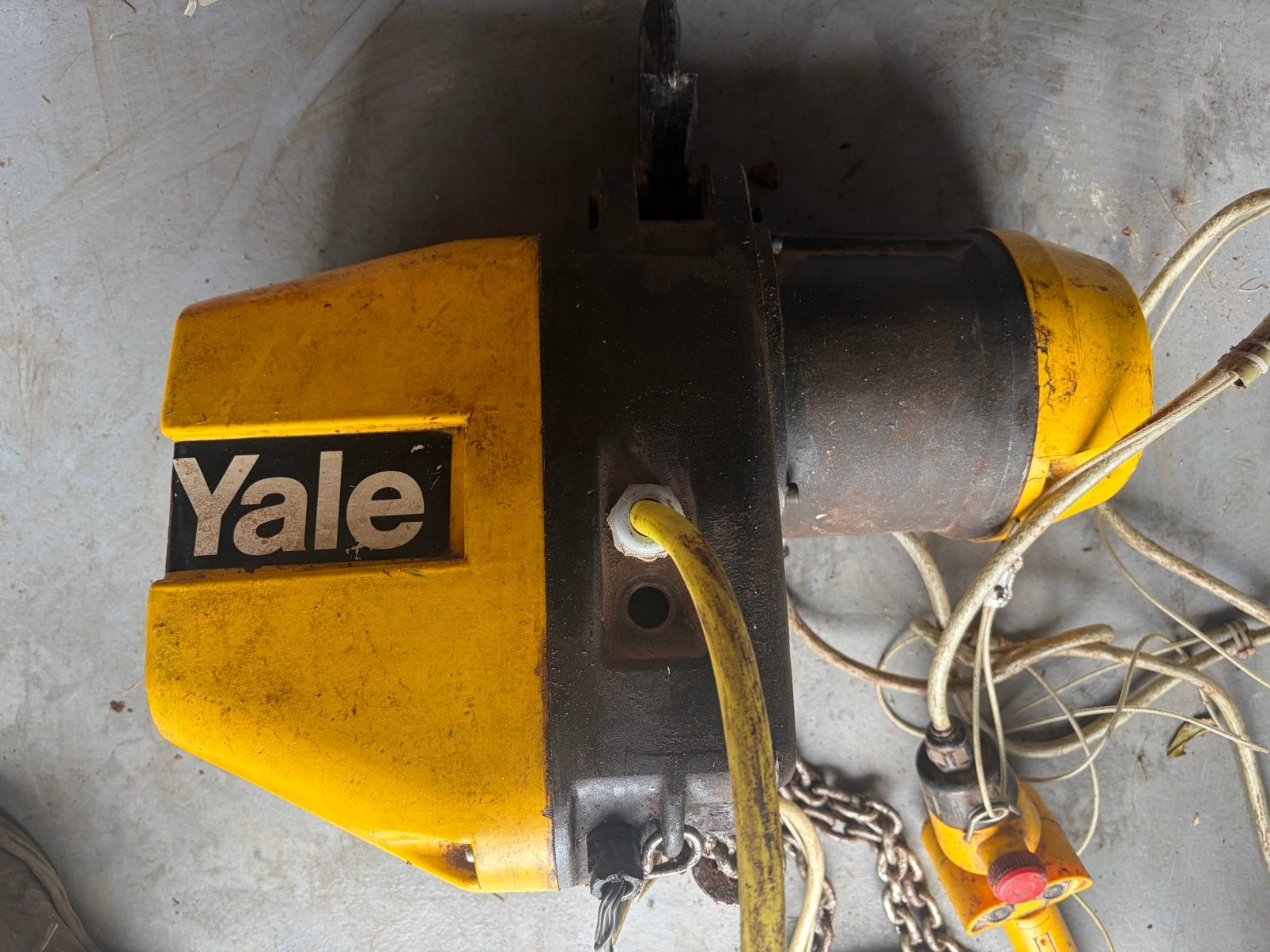 Yale elektrische kettingtakel 1 ton, Ophalen, Gebruikt