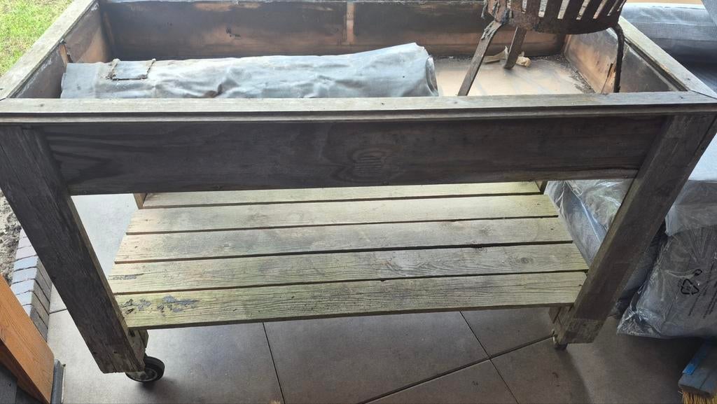 Moestuinbak/ kruidenbak op wielen, Ophalen of Verzenden, Gebruikt, Kweekbak