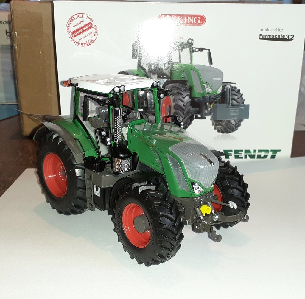 Fendt 826 vario design line - Wiking, Ophalen of Verzenden, Nieuw, Tractor of Landbouw, Overige merken