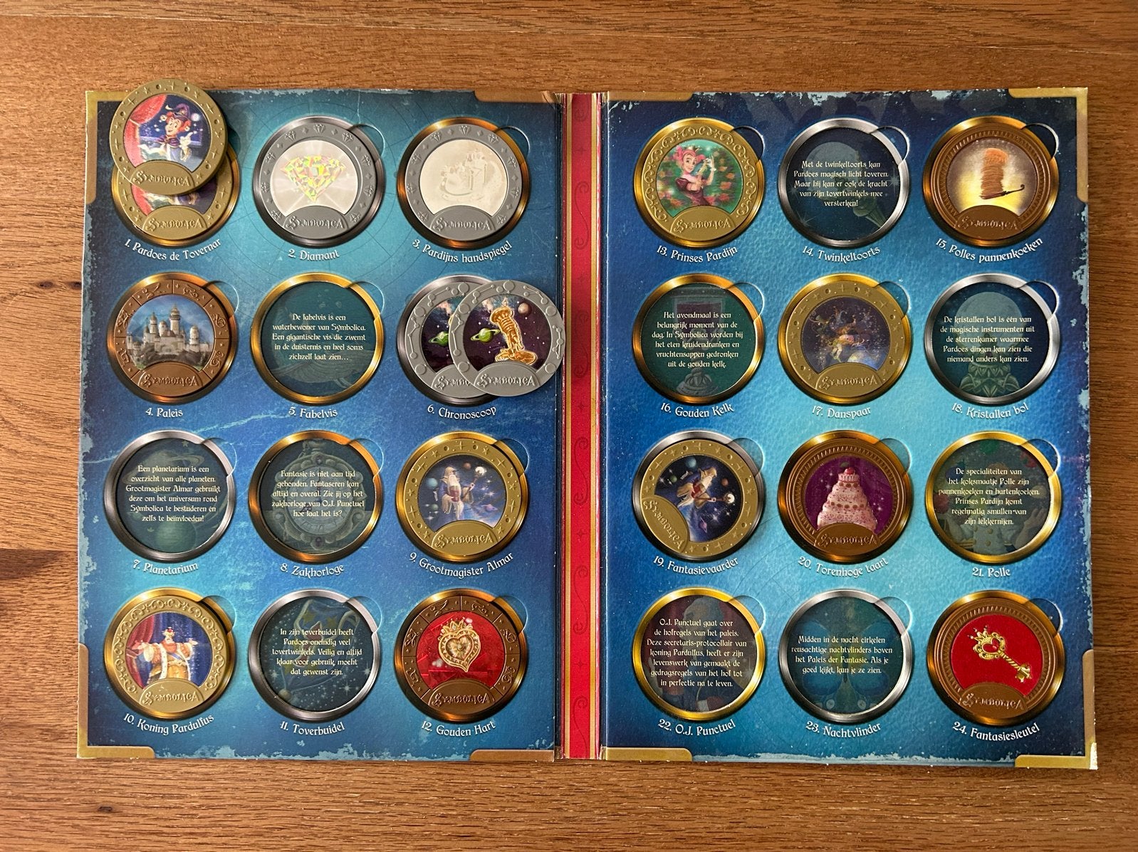 Efteling Symbolica munten in map (incomplete verzameling), Verzamelen, Efteling, Ophalen