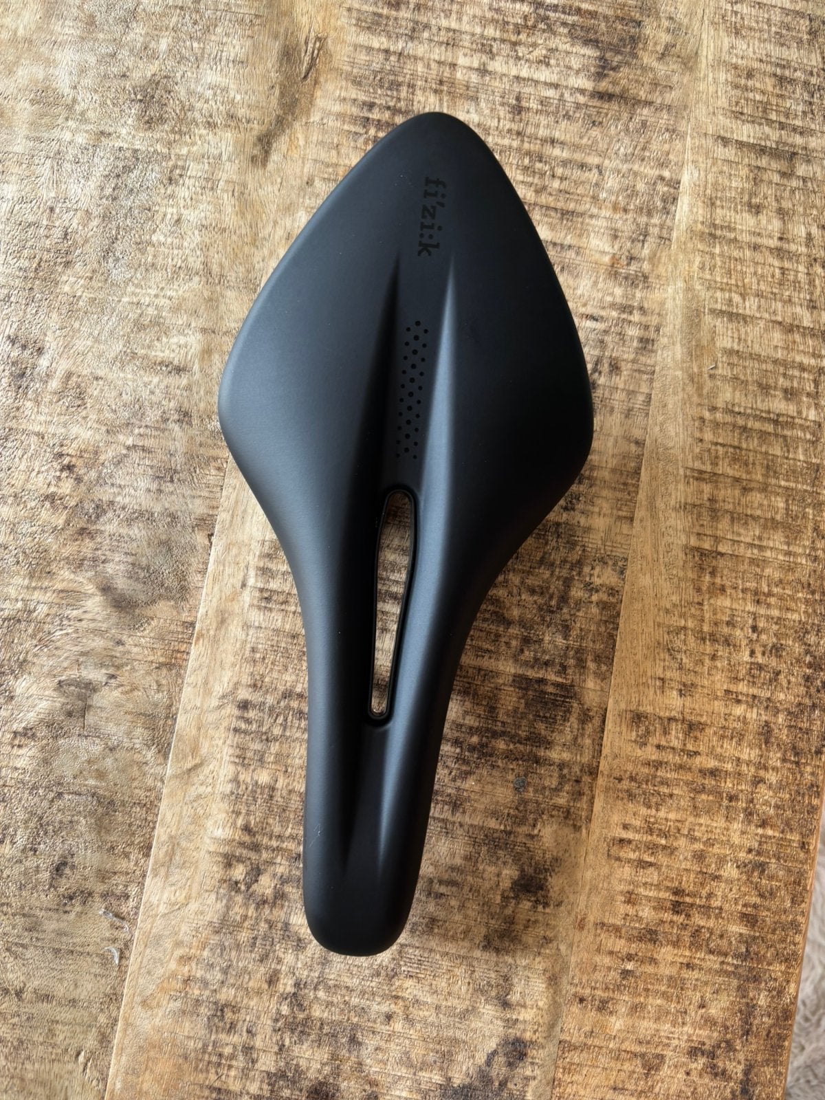 Fizik Arione R3 Open (nieuw) - Racefiets zadel, Ophalen of Verzenden, Zo goed als nieuw, Racefiets, Zadel