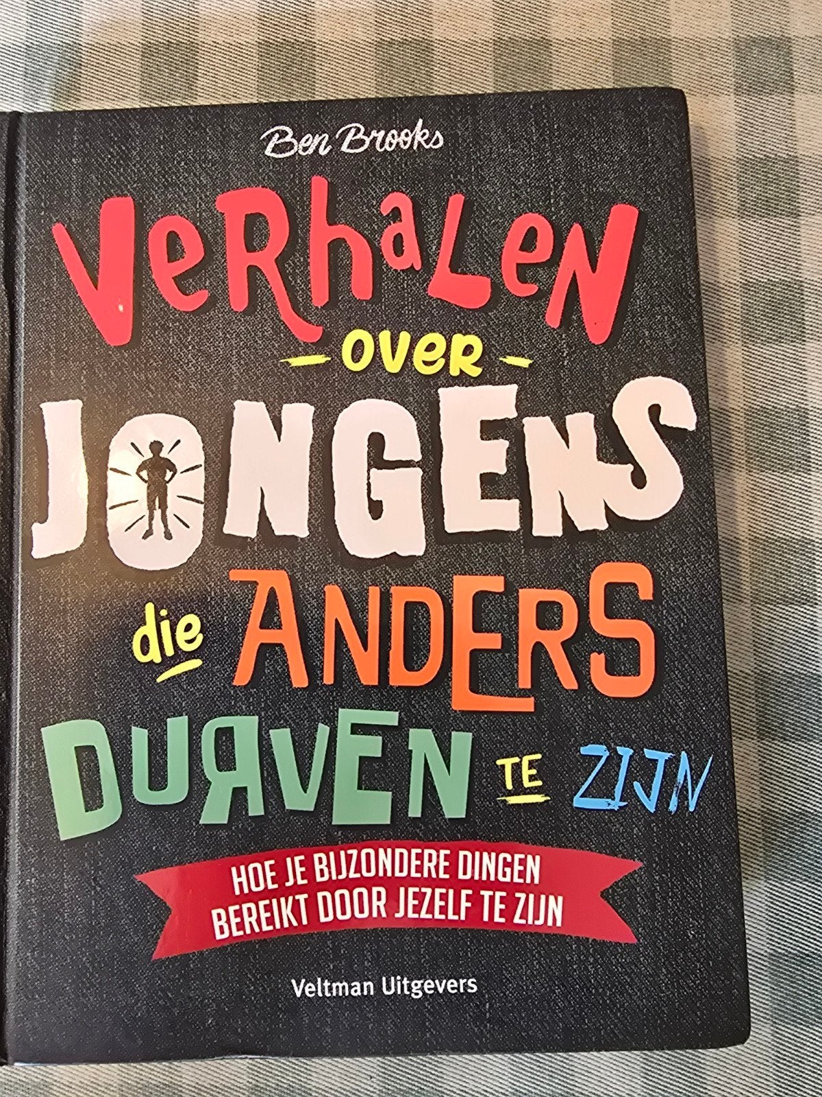 Verhalen over jongens die anders durven te zijn, Boeken, Ophalen of Verzenden, Zo goed als nieuw, Ben Brooks, Non-fictie