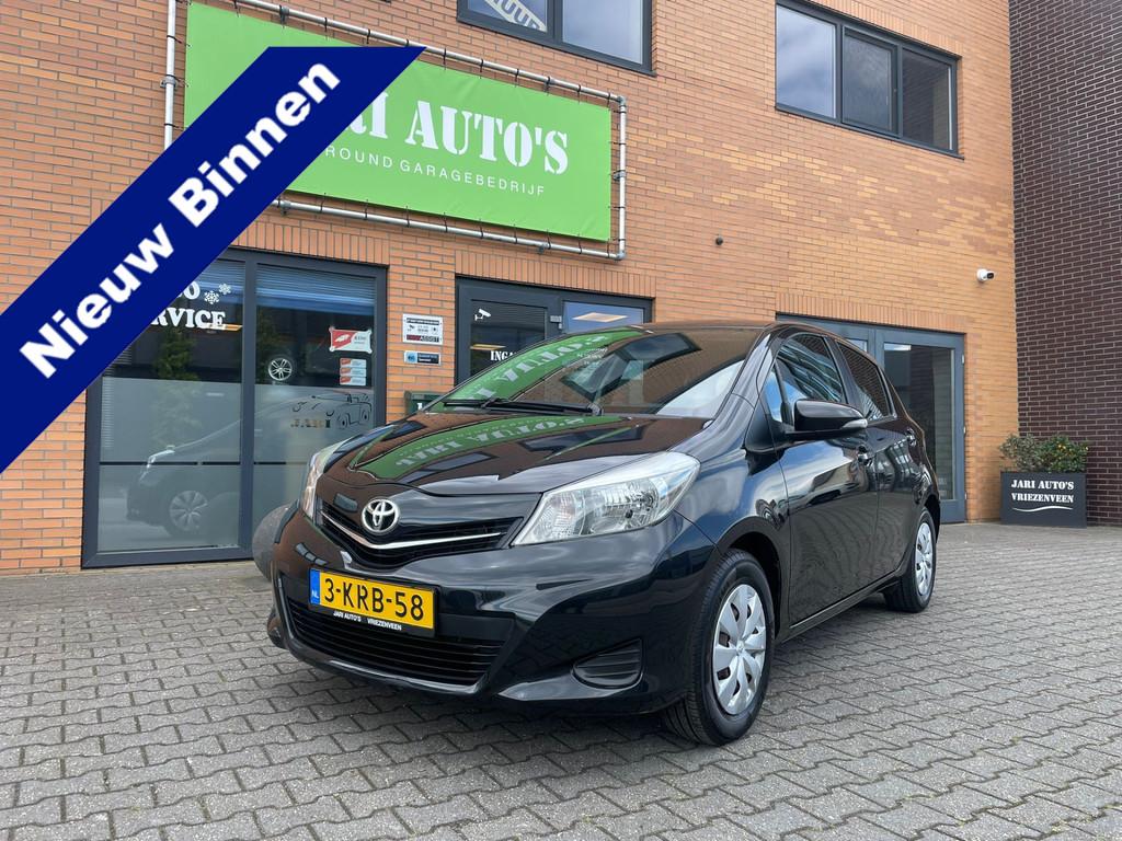 Toyota Yaris 1.0 VVT-i Aspiration 5drs Weinig km (bj 2013), Euro 5, Zwart, Origineel Nederlands, Bedrijf
