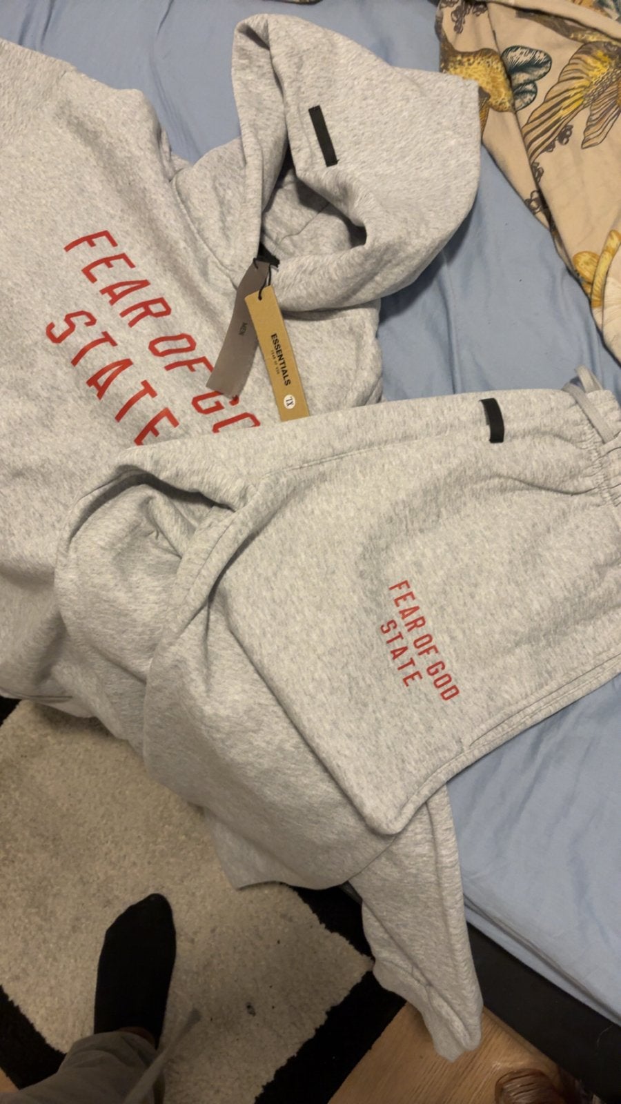 Fear of God Essentials Hoodie & Jogger Set - Grijs, Kleding | Heren, Ophalen of Verzenden, Nieuw