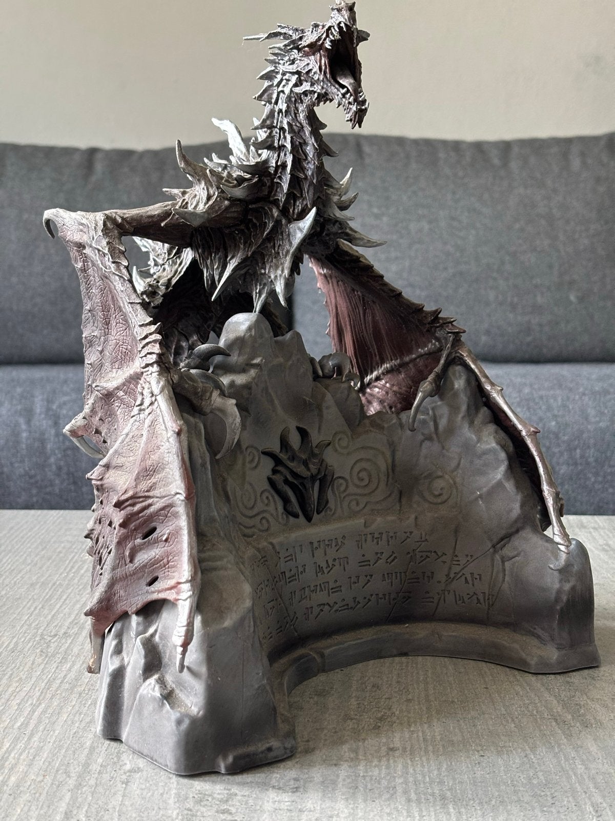 Skyrim Alduin Beeld- Collector's Edition, Verzamelen, Ophalen of Verzenden, Zo goed als nieuw, Fantasy