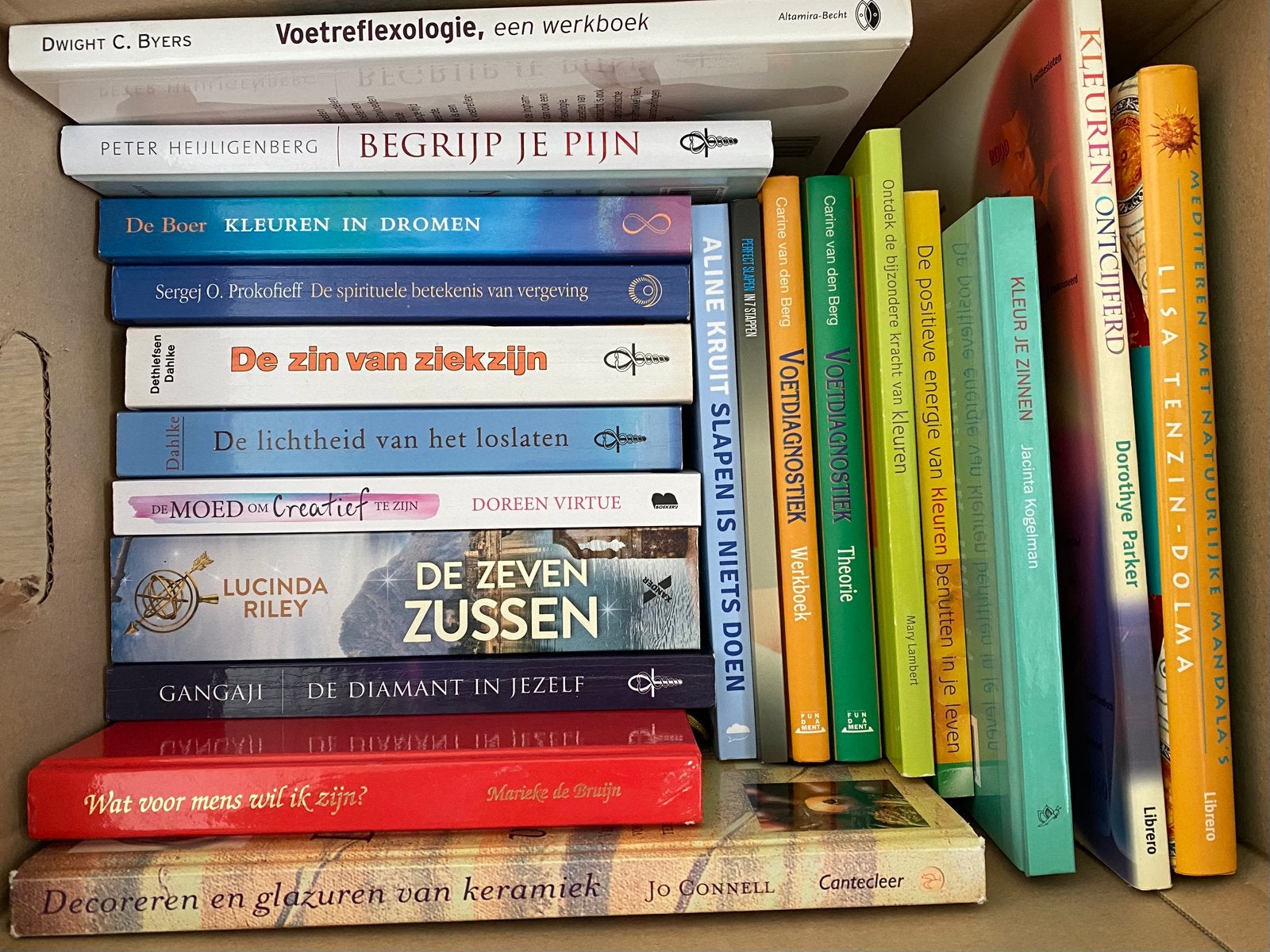 VAN 5 NAAR 4 NAAR 2 DOZEN BOEIENDE BOEKEN, Boeken, Ophalen of Verzenden, Zo goed als nieuw