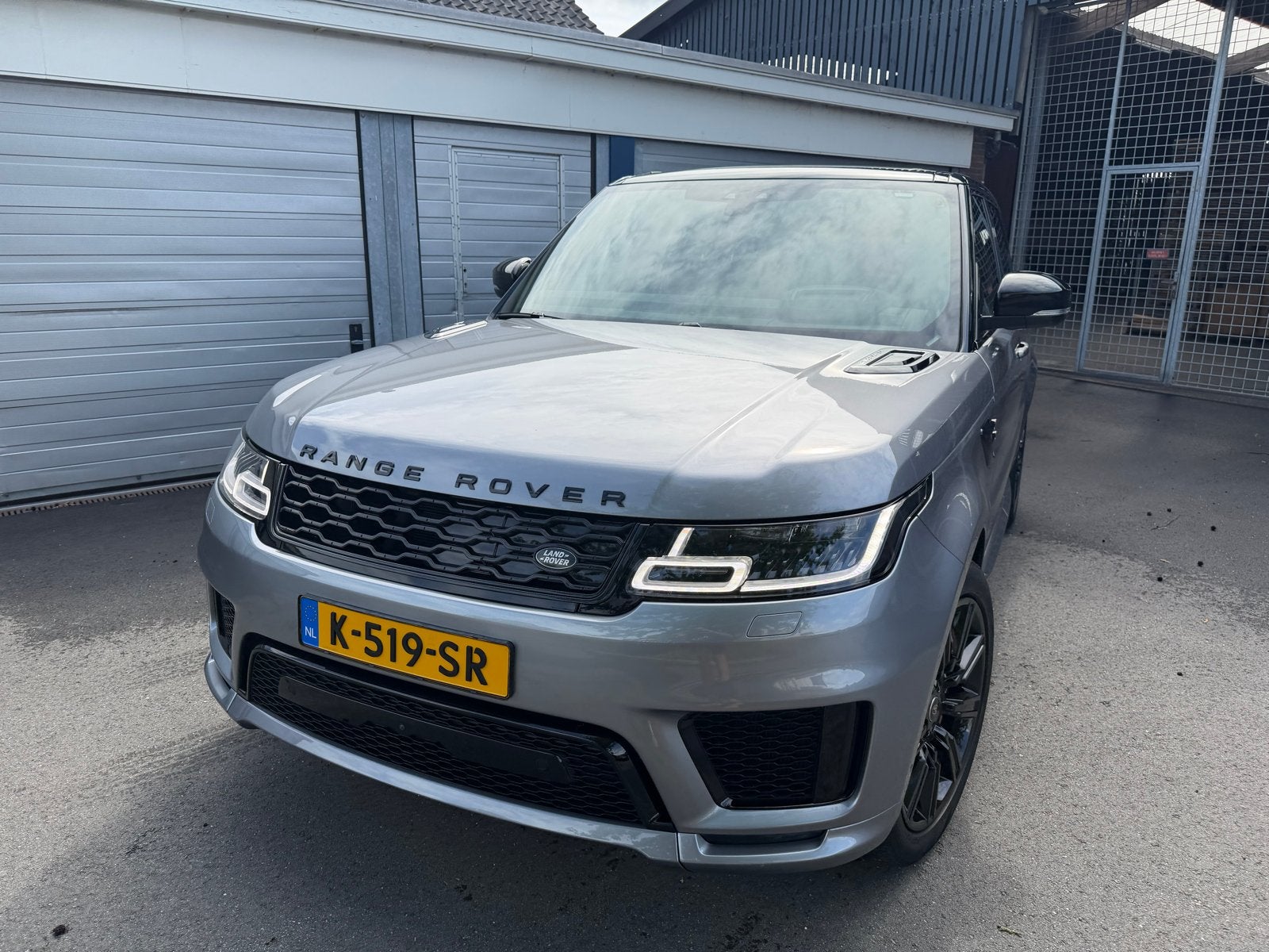 Land Rover Range Rover (sport) 2.0 P400e 404pk Commandshift, Auto's, Automaat, Zwart, 2500 kg, Vierwielaandrijving