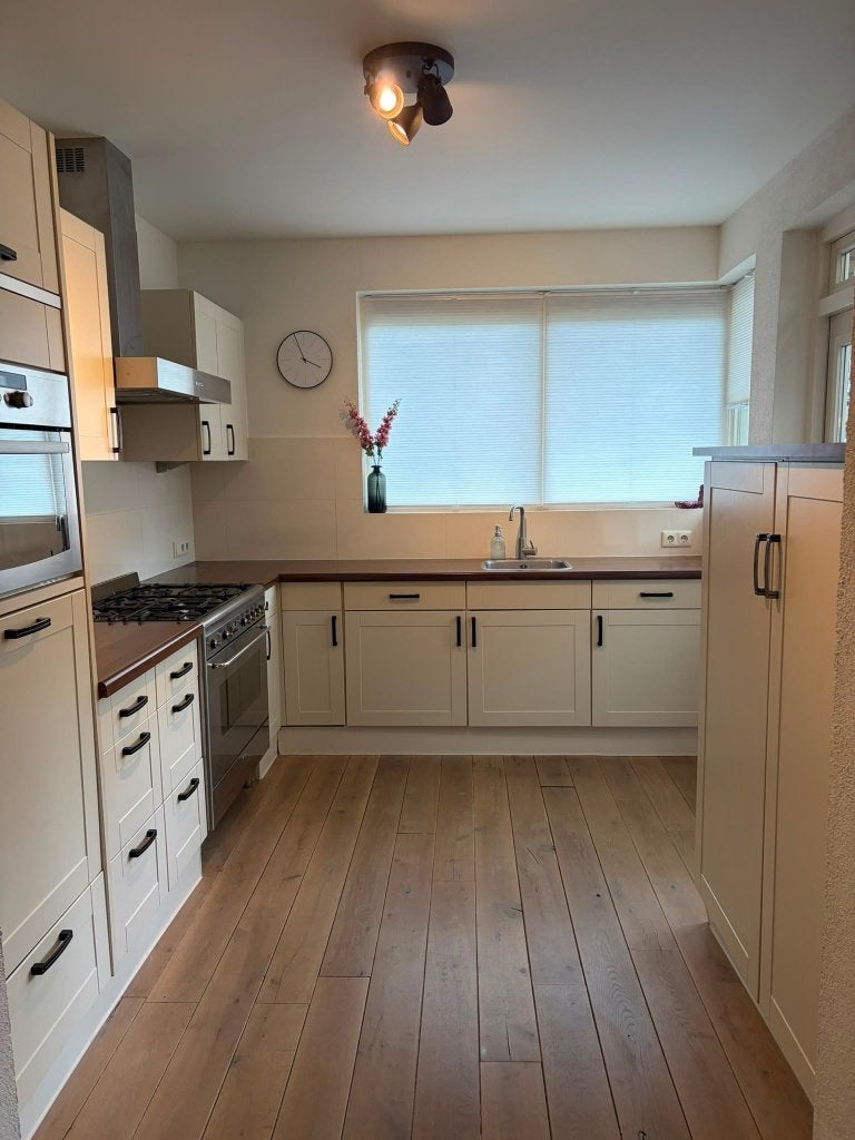 Complete L-keuken inclusief apparatuur | 329,5 x 278,5 cm, Huis en Inrichting, Ophalen, Gebruikt, Wit, Hoekkeuken