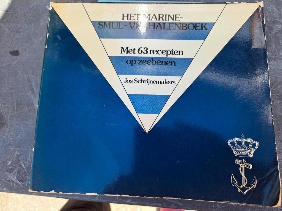 Het Marine Smul- en Verhalenboek - 63 recepten op zeebenen, Ophalen of Verzenden, Gelezen, Jos Schrijver