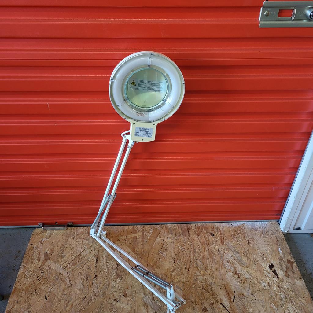 Professionele Loeplamp met Verlichting - Ideaal voor Precisi, Hobby en Vrije tijd, Ophalen of Verzenden, Zo goed als nieuw, Loeplamp