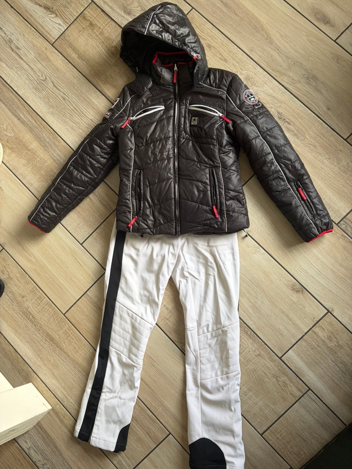 Skipak dames, Ophalen of Verzenden, Zo goed als nieuw, Maat 36 (S), Pak