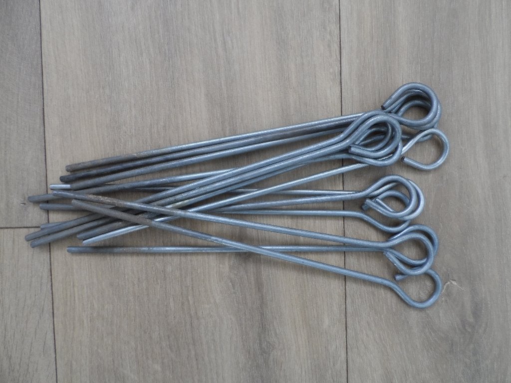 Haring met gesloten oog, staal, lengte 25cm nw, Caravans en Kamperen, Ophalen of Verzenden