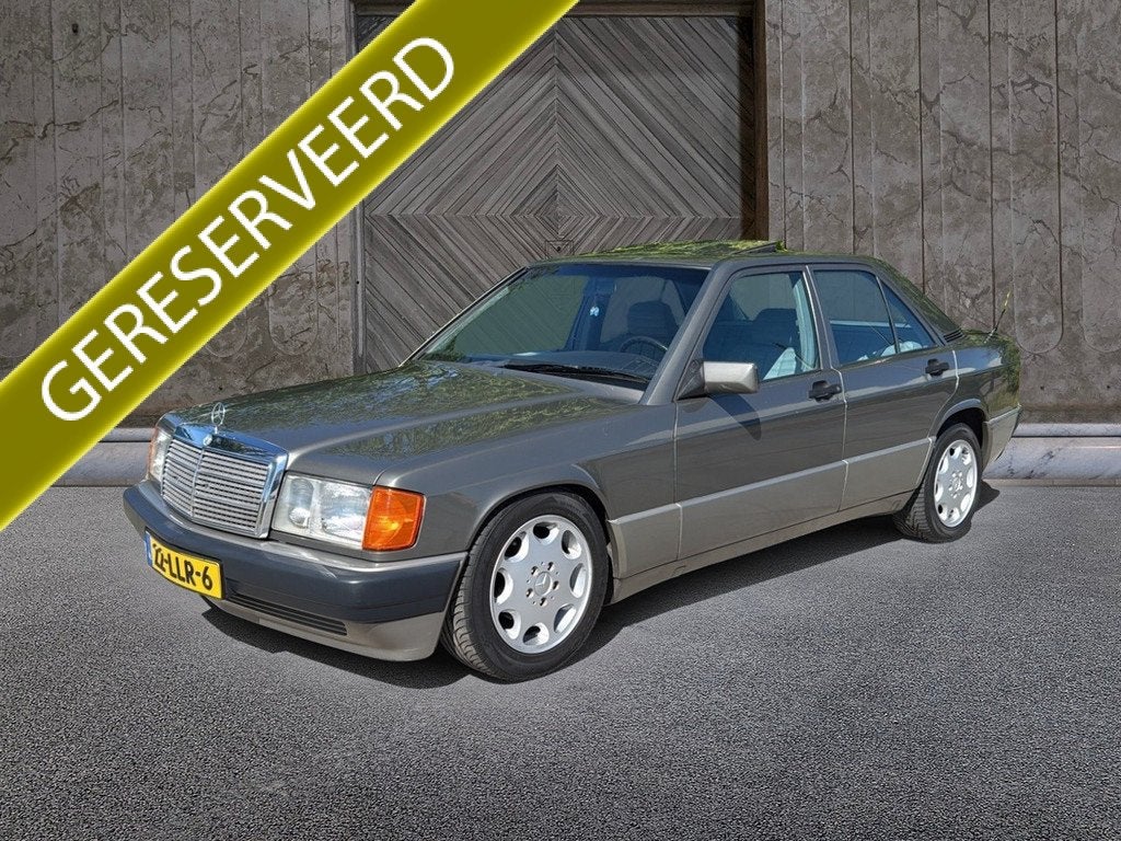 Mercedes-Benz 190 2.0 E automaat (bj 1992), Auto's, Oldtimers, Automaat, Huisgarantie, Metallic lak, Met garantie (alle)