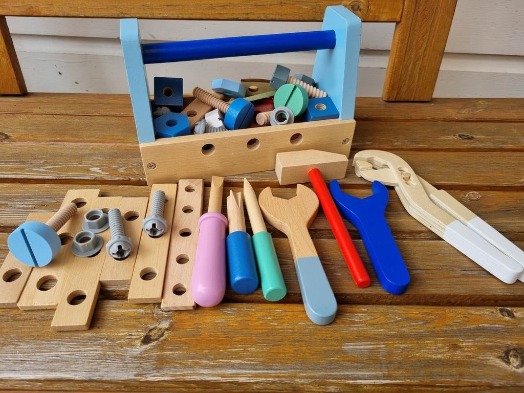 Houten gereedschapskist met inhoud, Kinderen en Baby's, Ophalen of Verzenden, Gebruikt, Overige typen