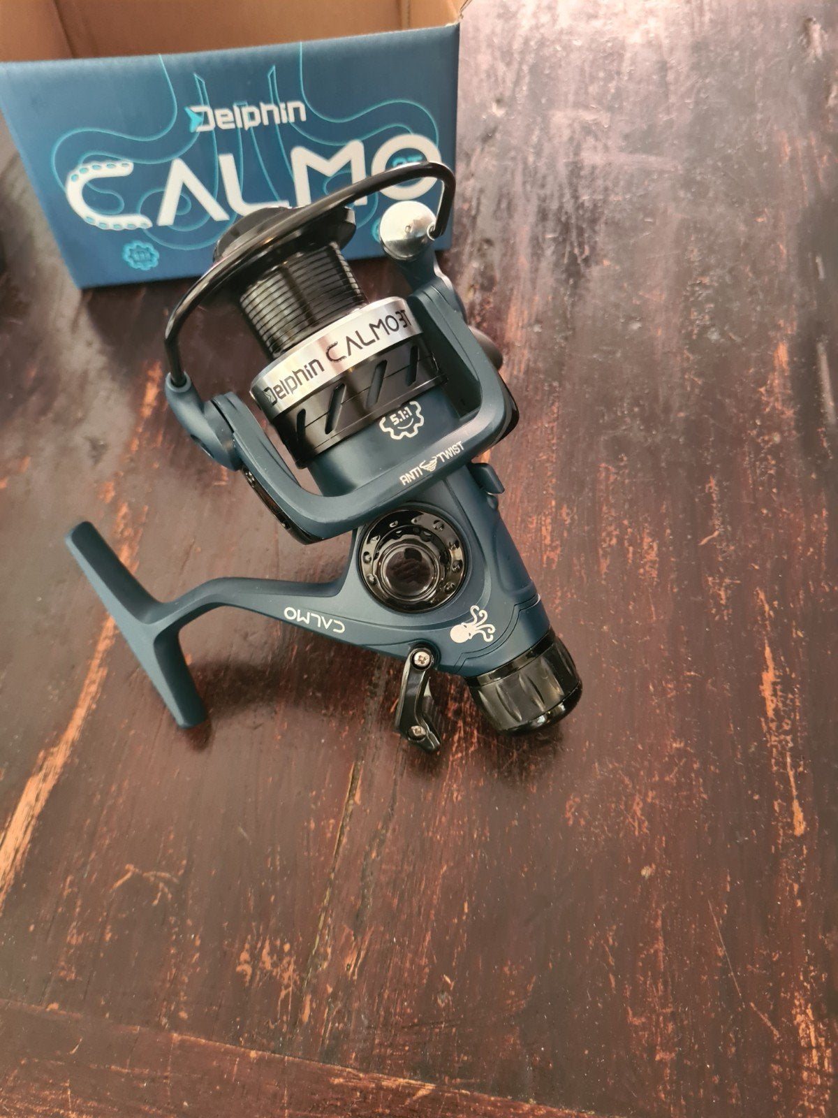 Delphin CALMO 3T DP 3000. Baitrunner / vrijloopmolen., Watersport en Boten, Delphin, Molen, Calmo 3t 3000, Nieuw