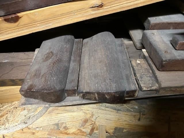 Gratis: oud eiken timmerhout., Doe-het-zelf en Verbouw, Hout en Planken, Ophalen, Gebruikt, Minder dan 25 mm, Eiken