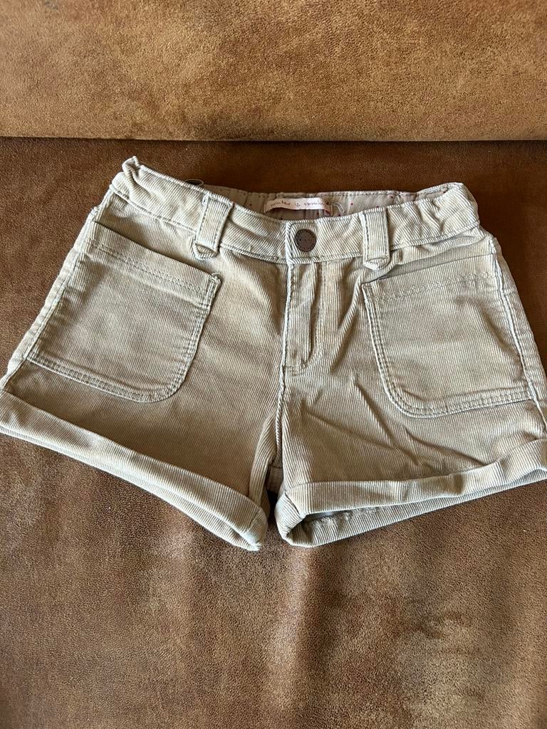 Zgan ZARA short mt 110, Ophalen of Verzenden, Zo goed als nieuw, Meisje, Broek