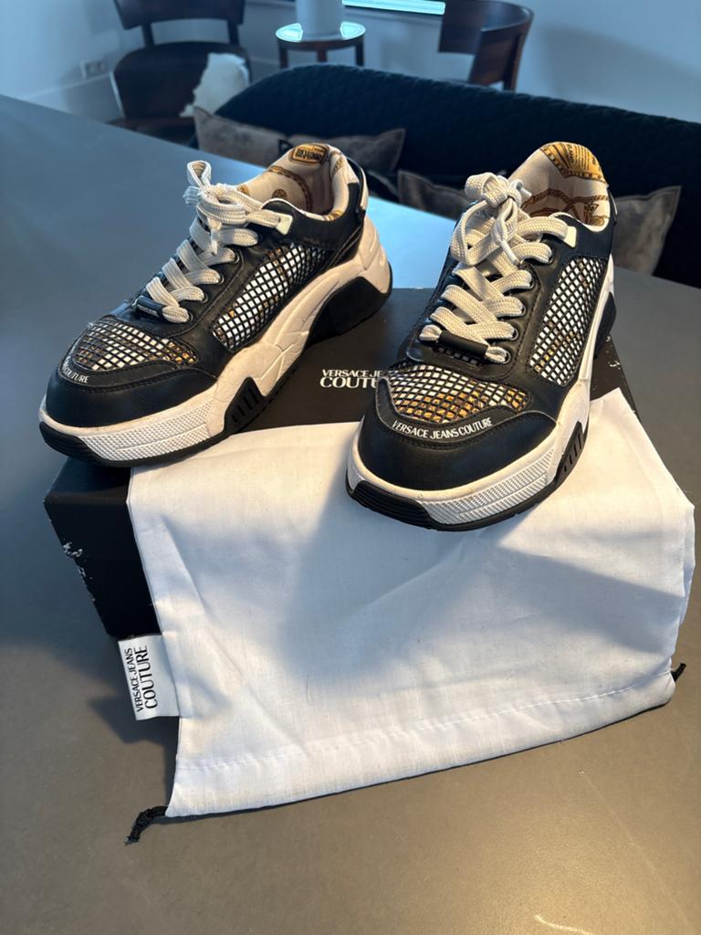 Versace Jeans Couture sneakers maat 43, Ophalen of Verzenden, Zo goed als nieuw, Zwart