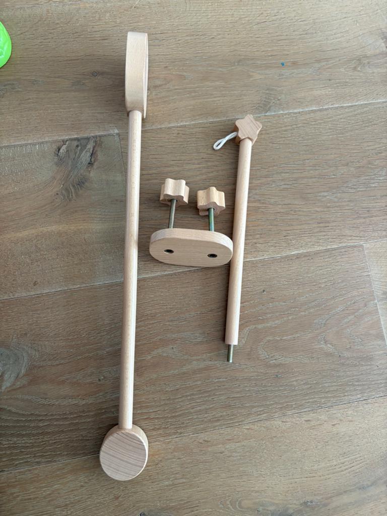 Houten mobiele houder voor box of ledikant, Ophalen of Verzenden, Nieuw, Mobiel