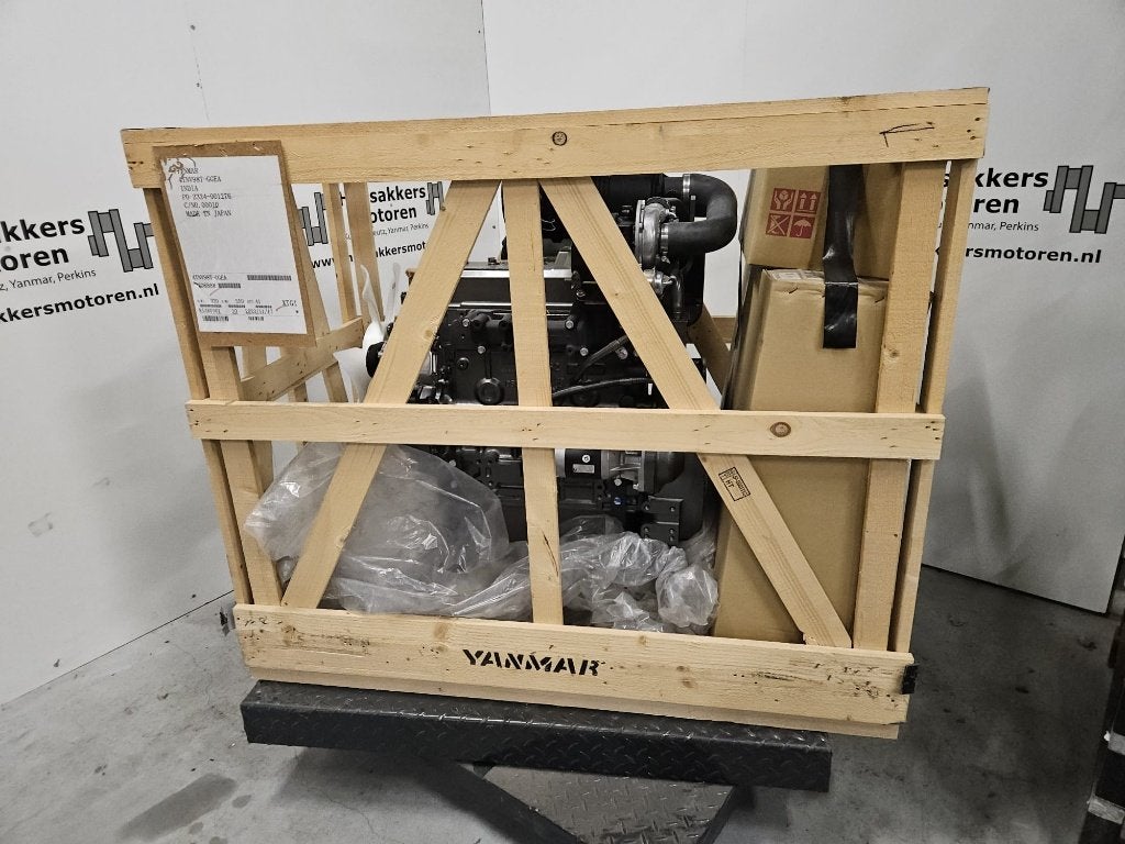 Yanmar 4TNV98, Ophalen of Verzenden, Nieuw, Dieselmotor, 1800 rpm of meer