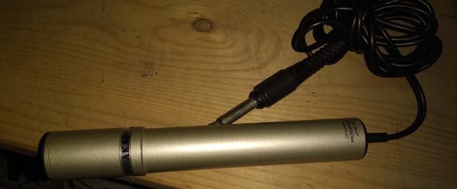 Akai ADM-20 dynamische microfoon, Ophalen of Verzenden, Zo goed als nieuw, Overige typen