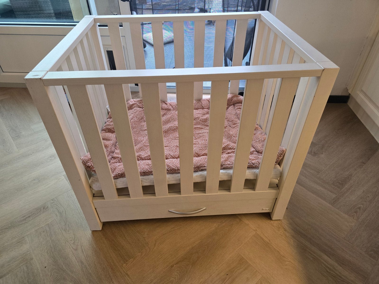 Babybox met lade, Ophalen, Gebruikt, Rechthoekig, In hoogte verstelbaar