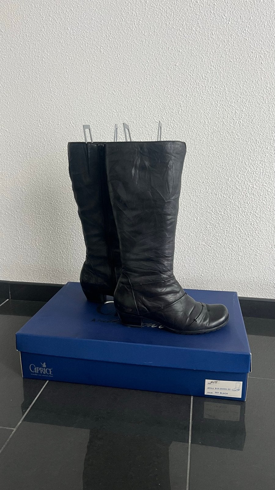Caprice zwarte leren hoge laarzen, maat 37, Ophalen of Verzenden, Zo goed als nieuw, Zwart, Hoge laarzen