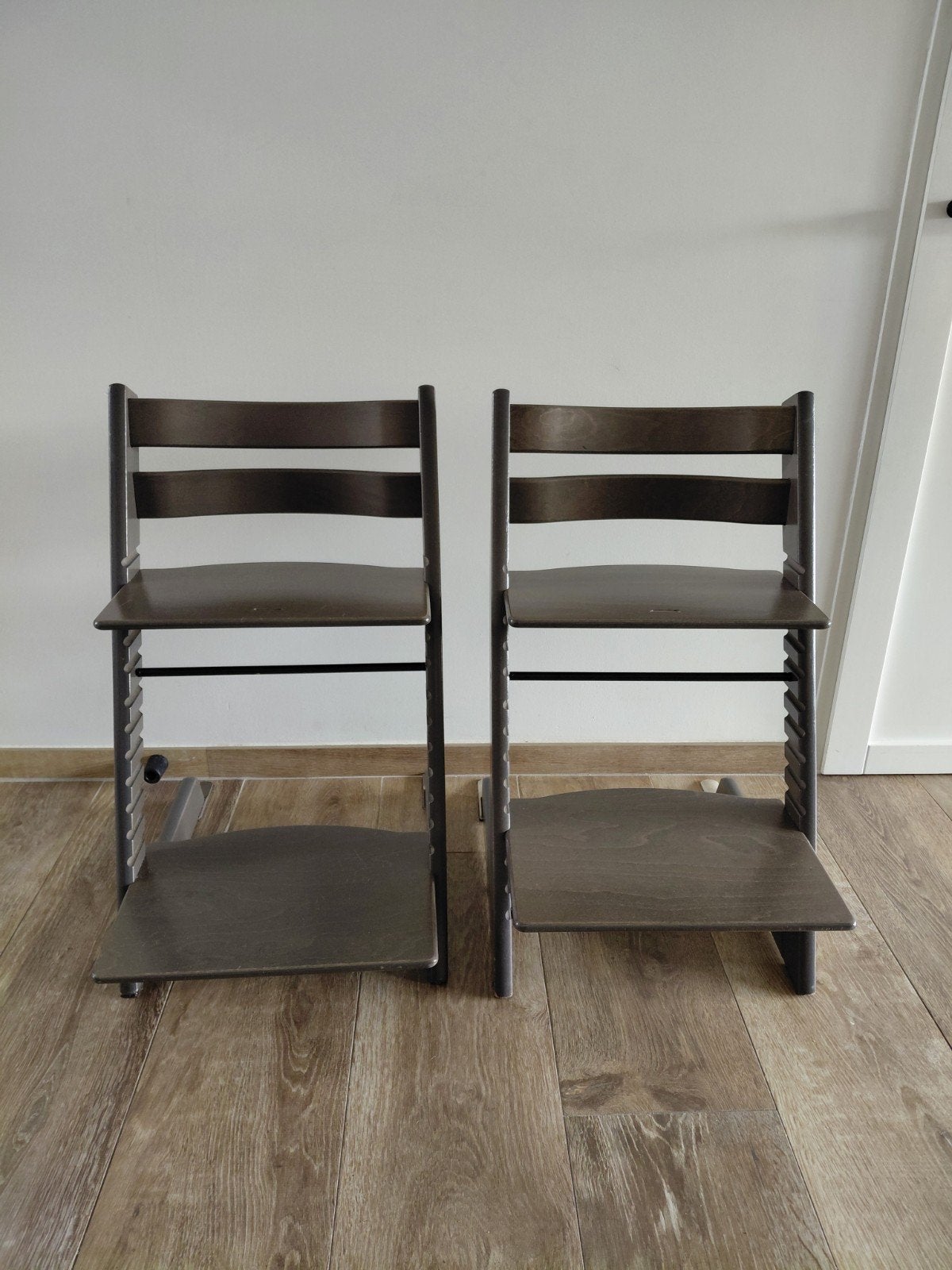 2x Stokke Tripp Trapp meegroeistoel met accessoires, Ophalen, Gebruikt, Meegroeistoel, Gordel(s)
