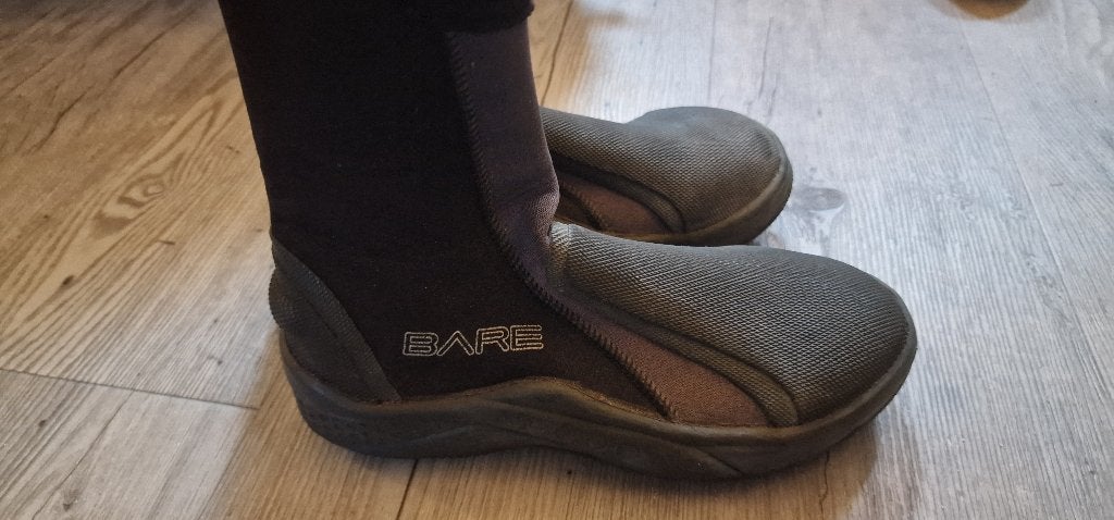 Neopreen schoenen, Watersport en Boten, Watersportkleding, Ophalen of Verzenden, Gebruikt, Zeil- of Surfschoenen, Bare