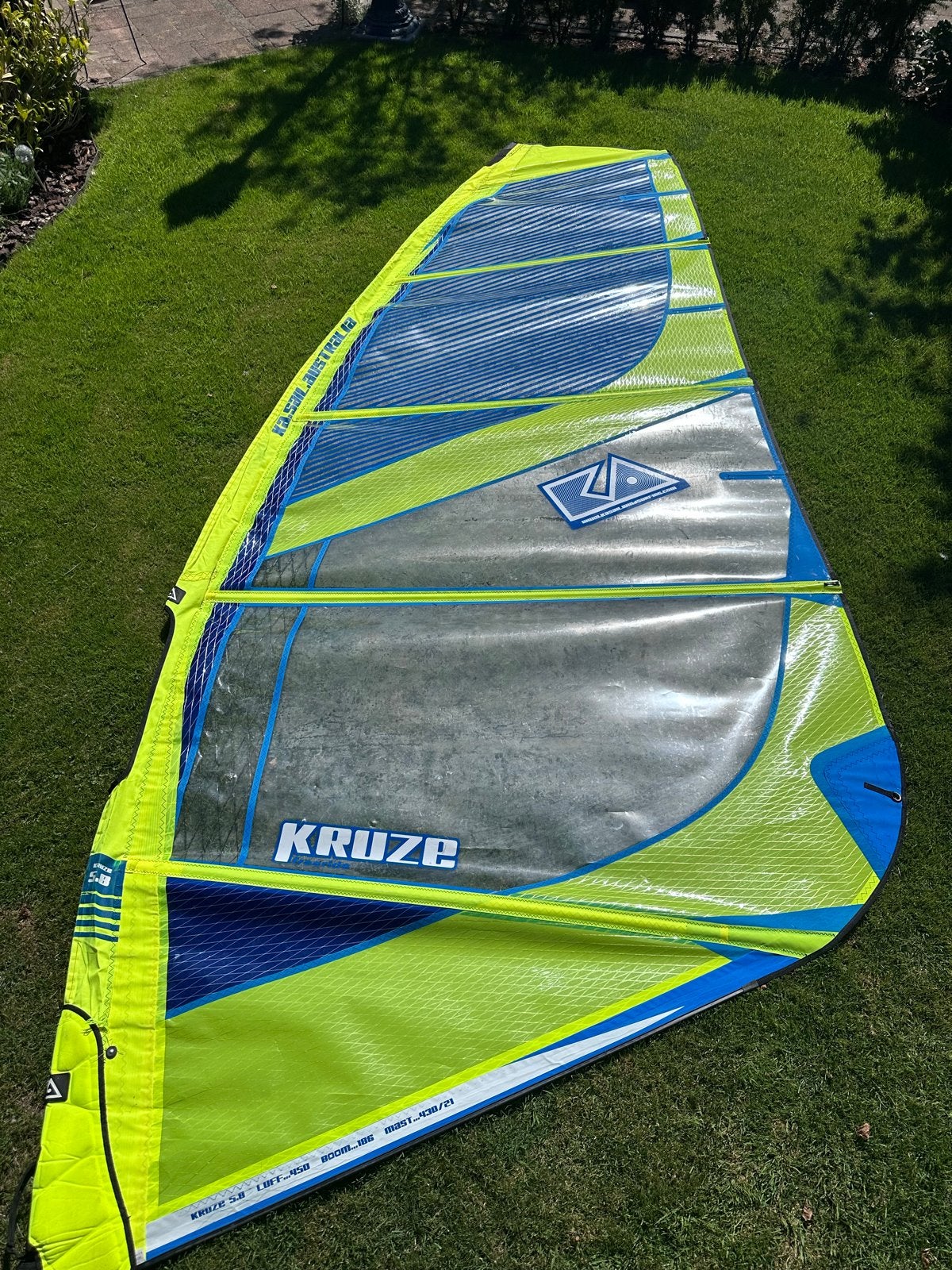 KA Kruze 5.8 m² - Zo goed als nieuw, Watersport en Boten, Windsurfen, Overige merken, Met draagtas, 5 tot 6.5 m², Ophalen of Verzenden