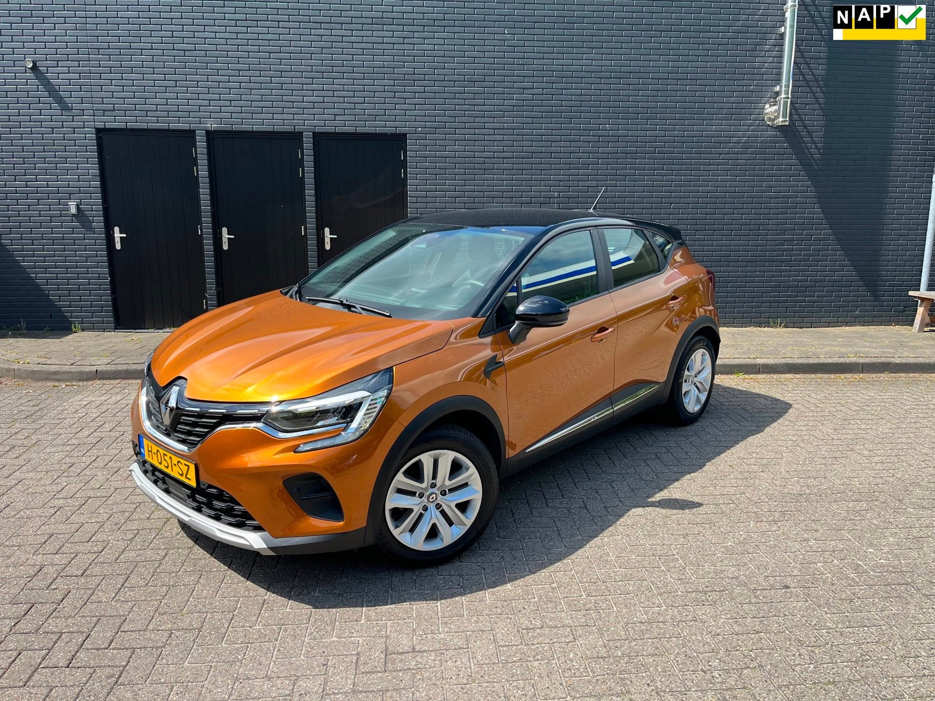 Renault Captur 1.0 TCe 100 Zen PDC Camera Carplay Trekhaak, Voorwielaandrijving, Parkeersensor, 101 pk, Gebruikt