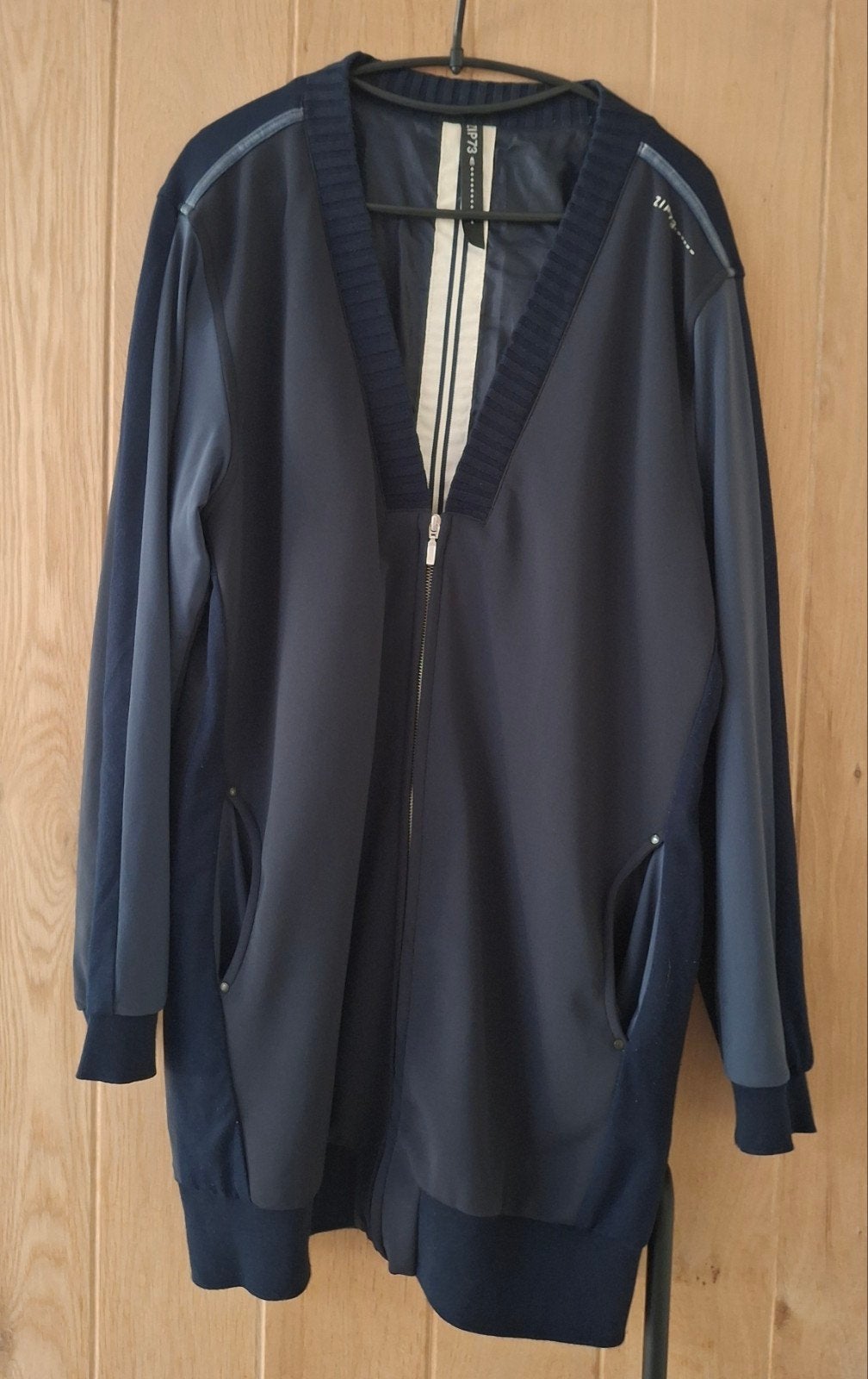 Donkerblauwe travelstof vest - Zo goed als nieuw, ZIP73, Blauw, Maat 42/44 (L), Ophalen of Verzenden