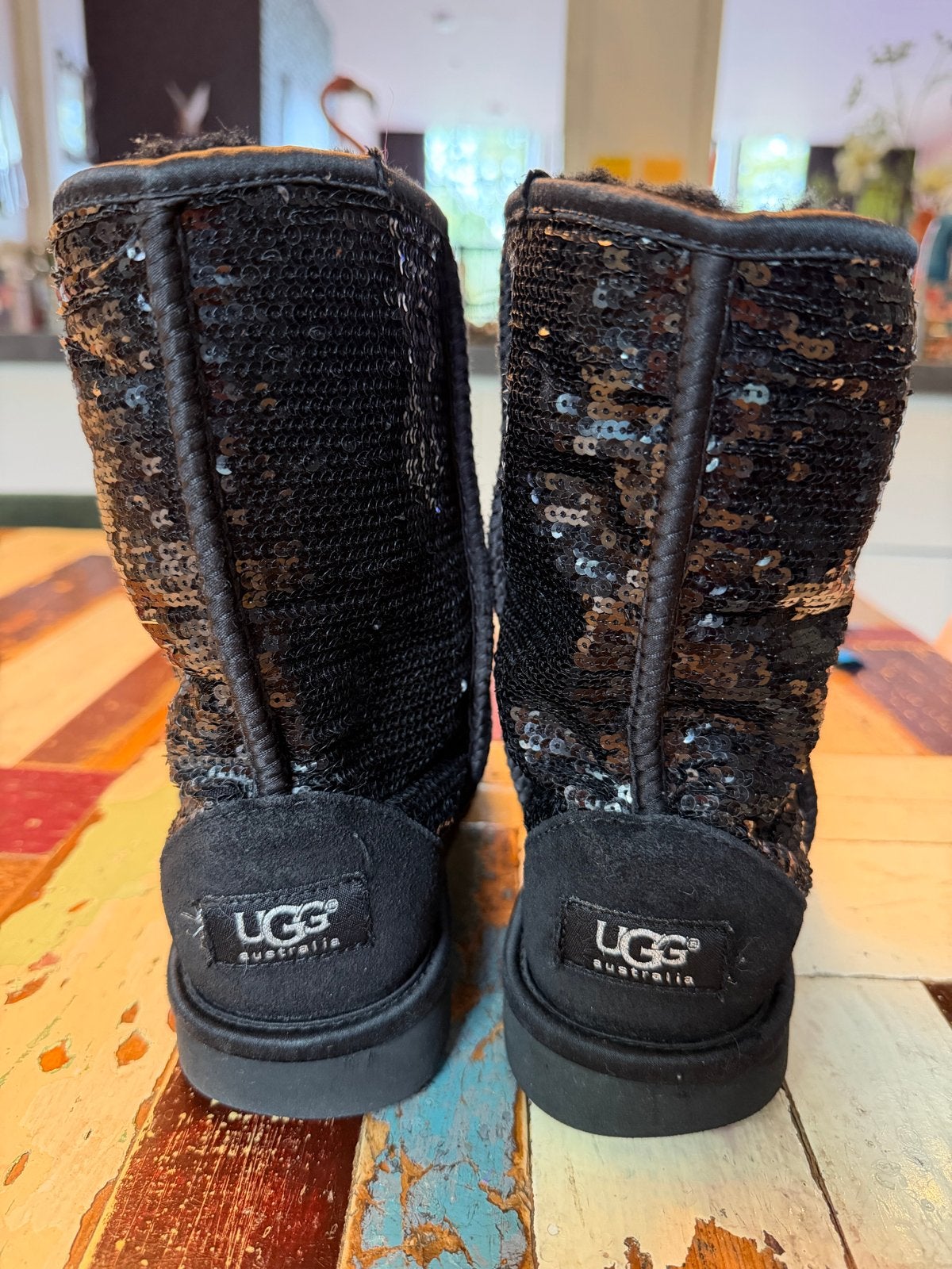 UGG Australia 3161 zwarte pailletten laarzen – maat 39, Zwart, Lage of Enkellaarzen, Ophalen of Verzenden, Gedragen