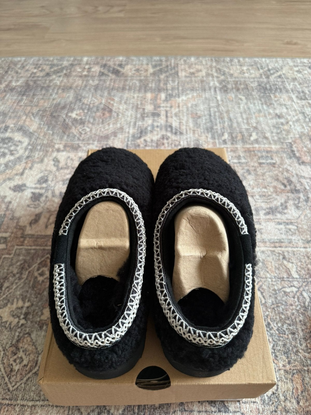 UGG tasman, Kleding | Dames, Schoenen, Ophalen of Verzenden, Zo goed als nieuw, Pantoffels of Sloffen
