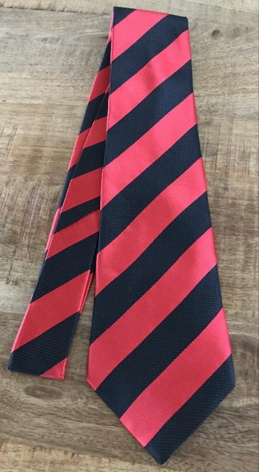 100% Zijde Stropdas Rood Zwart Streep Design Handgeweven, Ophalen of Verzenden, Nieuw, Rood, Met patroon