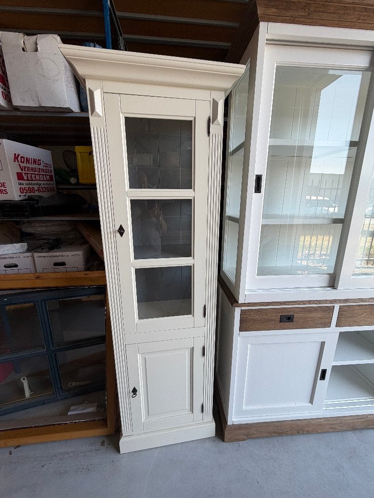 Hoge smalle kast, Ophalen, Met deur(en), 200 cm of meer, 50 tot 100 cm