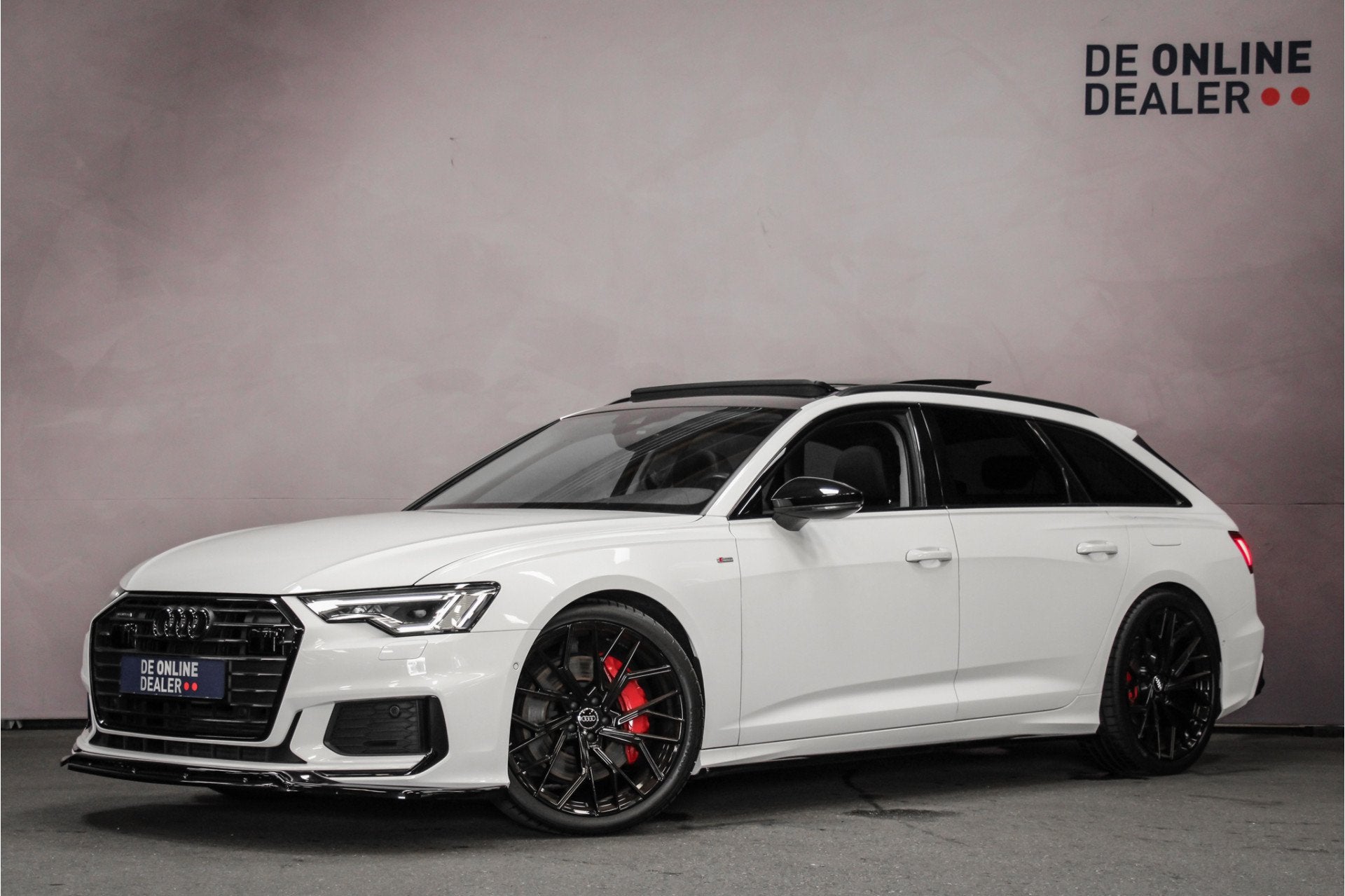 Audi A6 Avant 55 TFSI e Quattro |Blacked|Pano|21inch|Carplay, Auto's, Automaat, Gebruikt, Euro 6, 4 cilinders