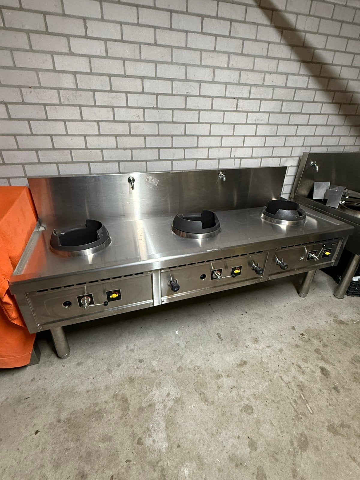 Nayati wok fornuis | tafel | 2x, Ophalen, 60 cm of meer, Gas, Vrijstaand